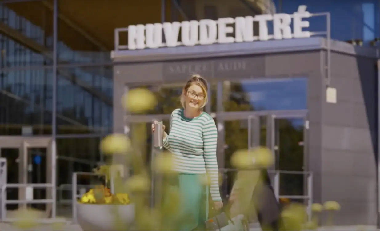 En armlängds avstånd till Karlstad universitet 1 Karstad univeristet